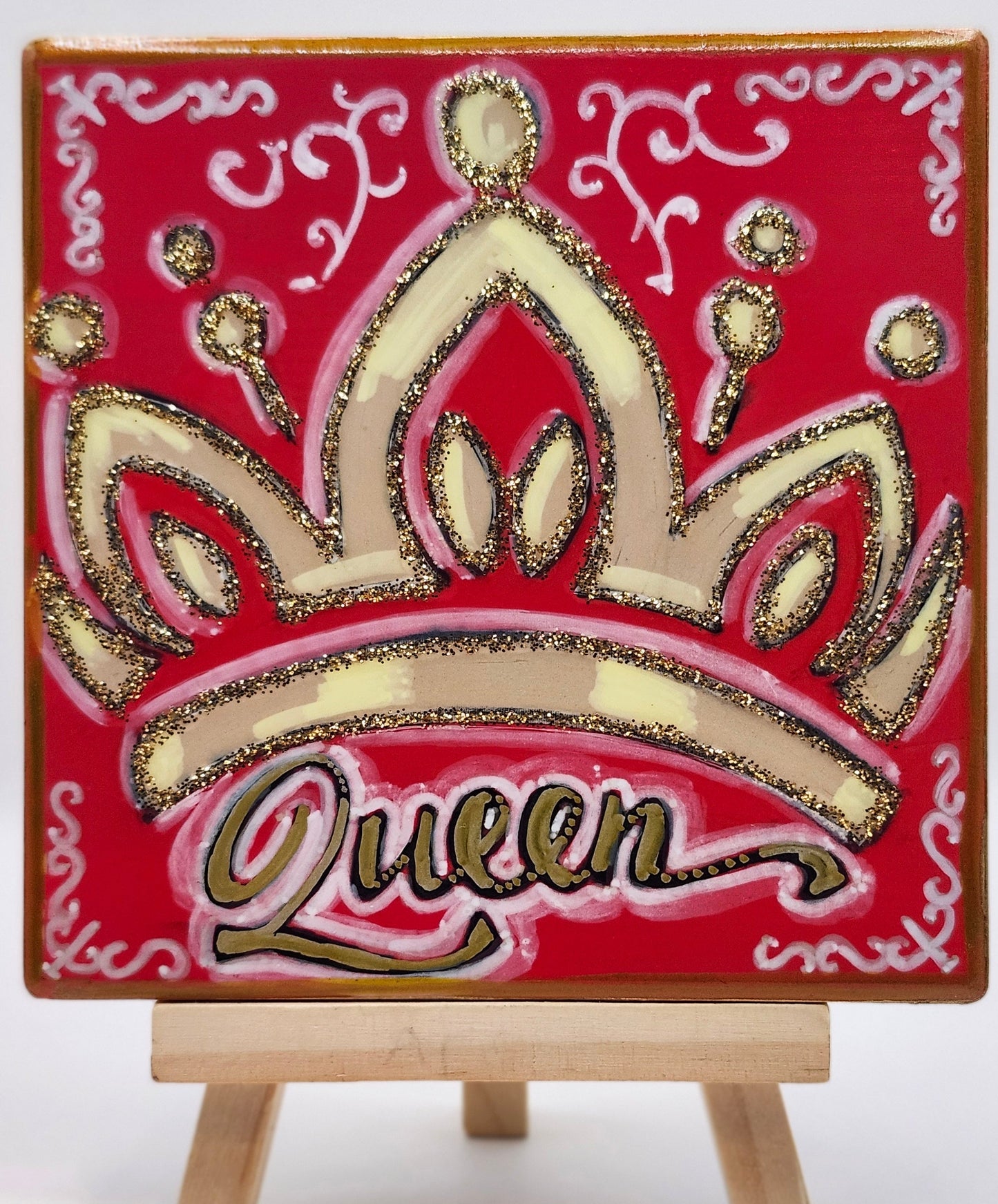 Queen product photo