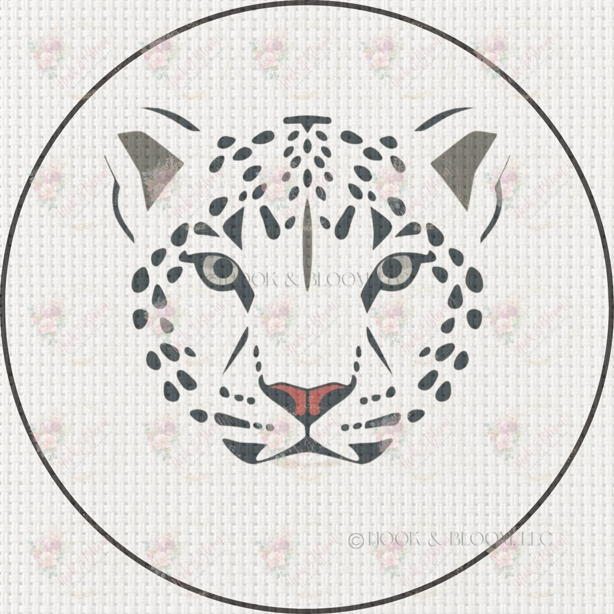 Nieve the Snow Leopard 4x4 round