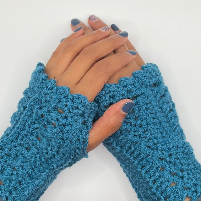 Autumn Charm Fingerless Gloves